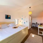 Golden Summerhouse בית נופש
