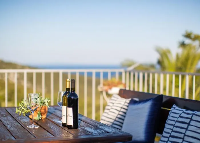 Golden Summerhouse * Komiža