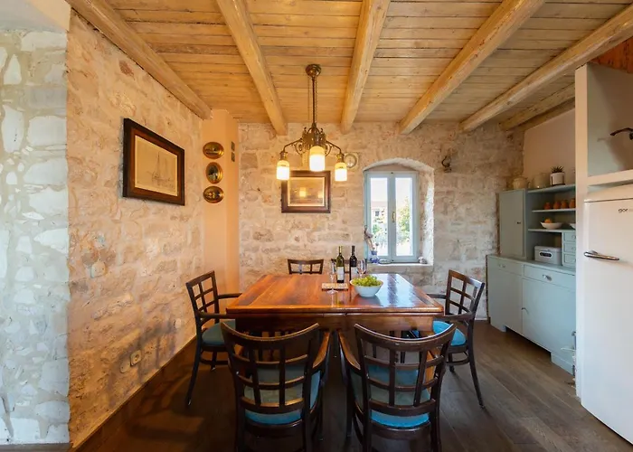 Golden Summerhouse Prázdninový dům *